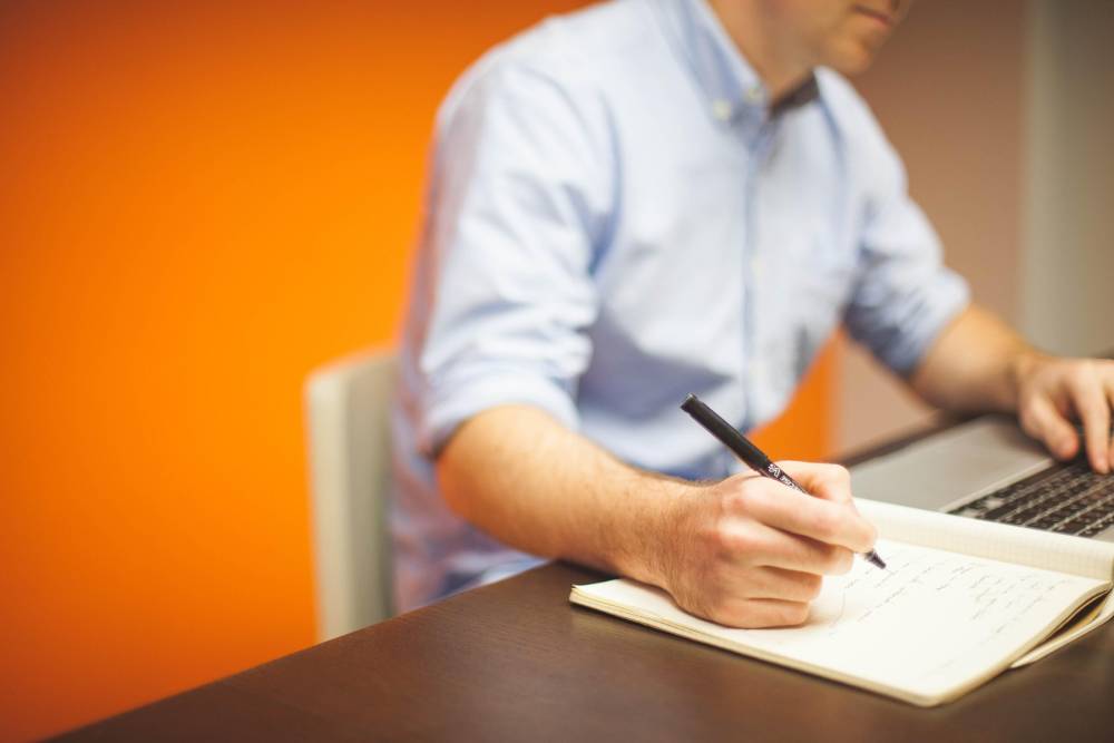 How Outstaffing Helps You Cut Costs Without Losing Product Quality